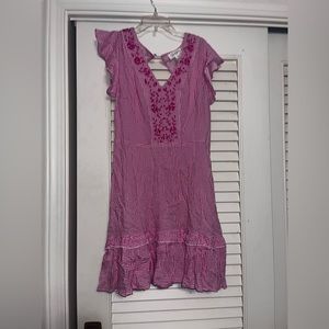 Adorable Jessica Simpson pink and white dress